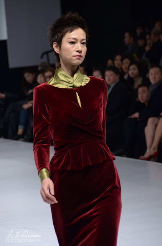 ģ��չʾʱװ��