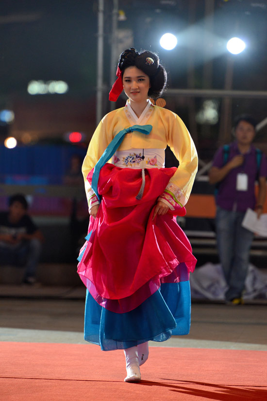 2013���޳���ģ�ش������� �й�ѡ�����纭��ڡ�8��