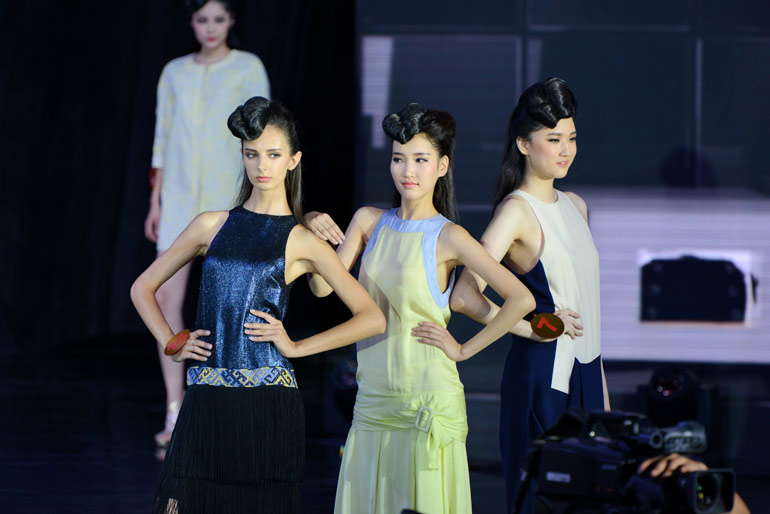 2013���޳���ģ�ش������� �й�ѡ�����纭��ڡ�17��