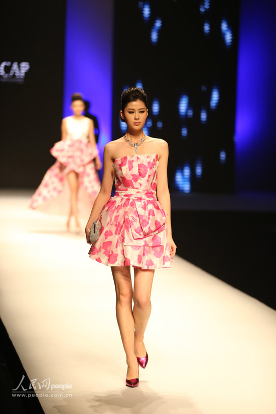 ά˹����Ԭ��ʱװ�������ھ����� ���조�����ɶԡ���11��