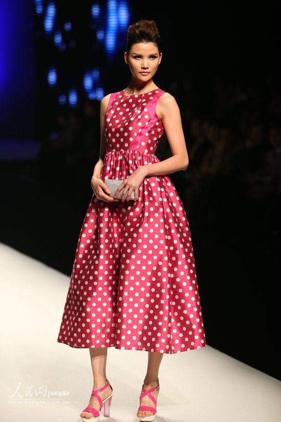 ά˹����Ԭ��ʱװ�������ھ����� ���조�����ɶԡ���2��