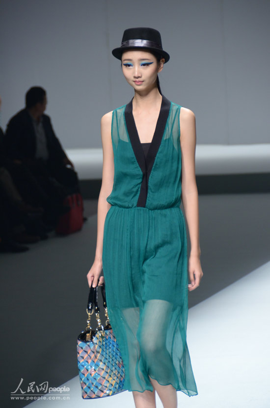 ģ��չʾʱװ������������ �Ը� ��