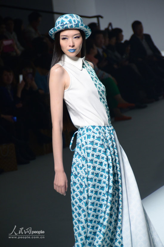 ģ��չʾʱװ������������ �Ը� ��