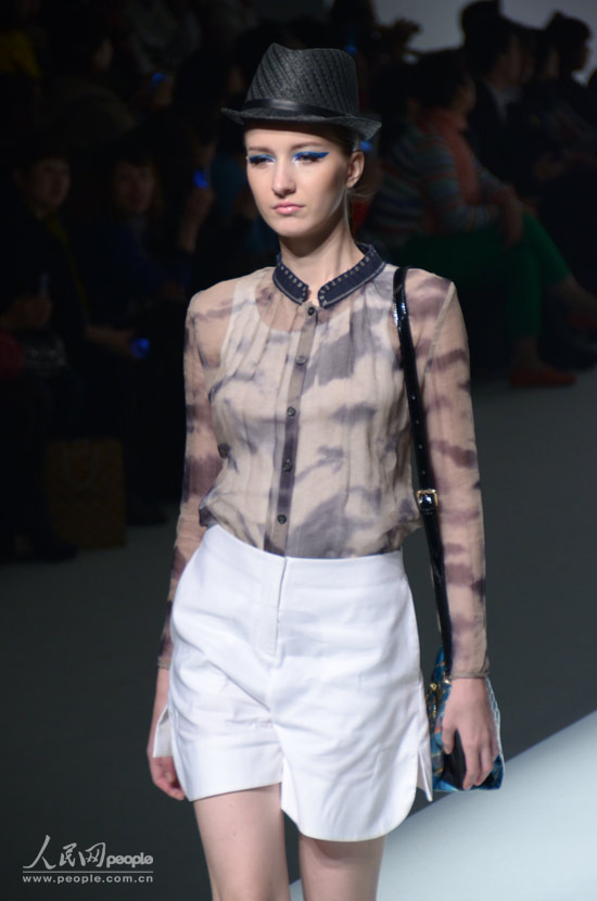 ģ��չʾʱװ������������ �Ը� ��