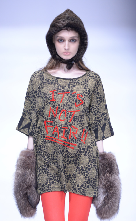 ģ��չʾʱװ������������ �ڿ� ��