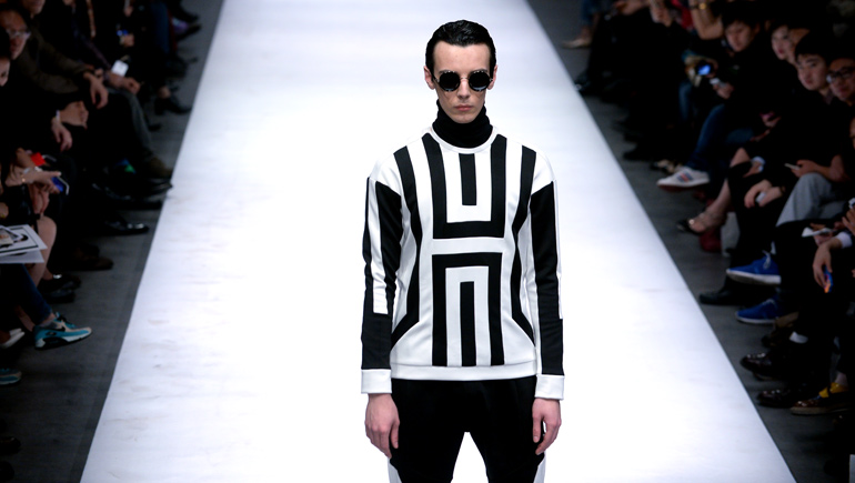 ģ��չʾʱװ������������ �ڿ� ��