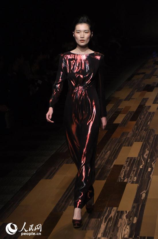 ģ��չʾʱװ������������ �Ը� ��