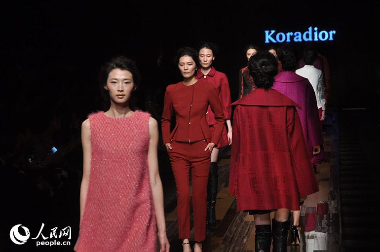 ģ��չʾʱװ������������ �Ը� ��