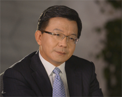 �Ի�"4Gʱ��"��Ż�2013��12��4�գ��й�������ʽ�����������Ӫ�̰䷢4G���ա���3G��׼׷�����磬��4G���յİ䷢���й����ƶ�ͨ�Ų�ҵʵ����������ͬ�С�