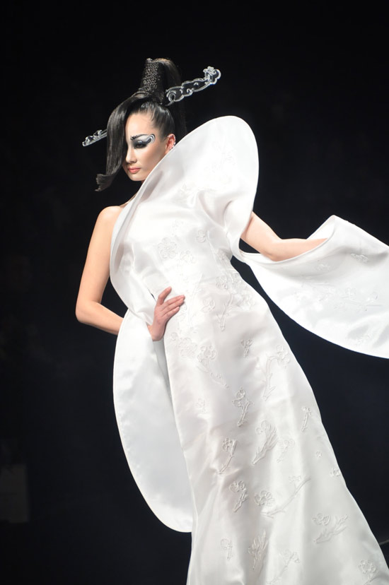 ����MGP��2015ë��ƽMGPIN��ױ�������Ʒ�������С�7��