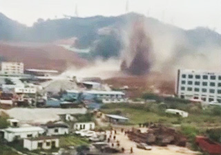 目击者手机记录现场画面