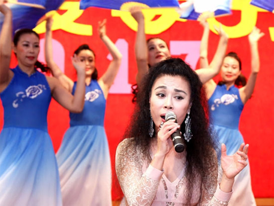 �й�����Ů�����質�ҵ���