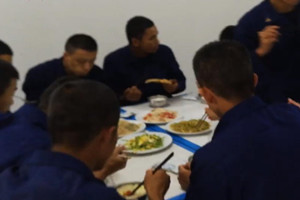 新疆總隊巴州支隊：駐防分隊森林消防員的日常生活—精致的早餐