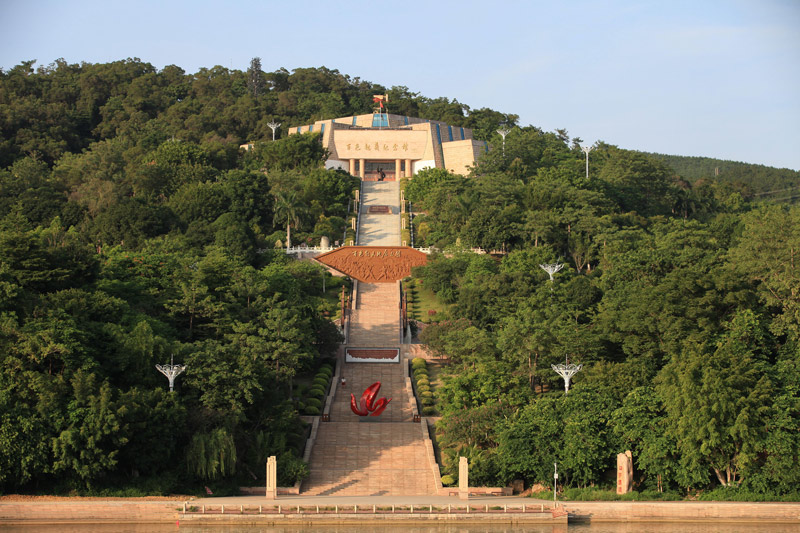 ��ɫ�������������߾��ۣ������㣩