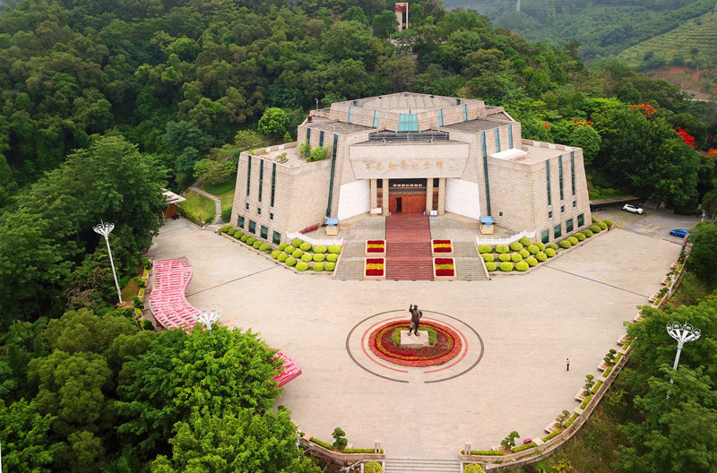 ��ɫ�������ݣ��������㣩