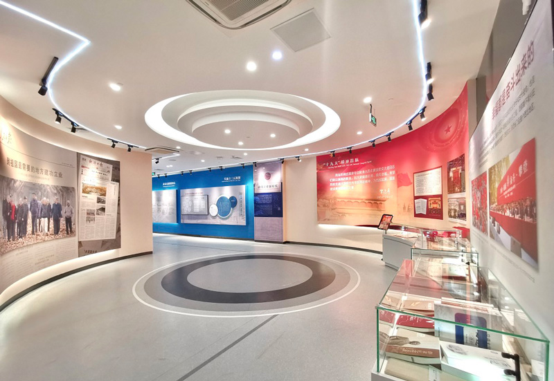 ��Զ����