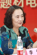 李  倩                            中國世界電影學會會長、中國電影家協會農村電影工作委員會副會長