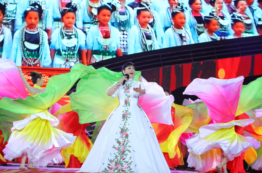 第四屆中國農民電影節——電影節開幕晚會歌舞《復興的力量》