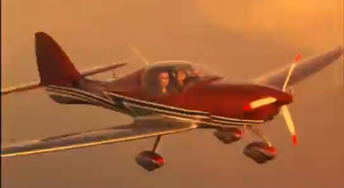 试飞的飞机与晚霞同框 氛围感拉满