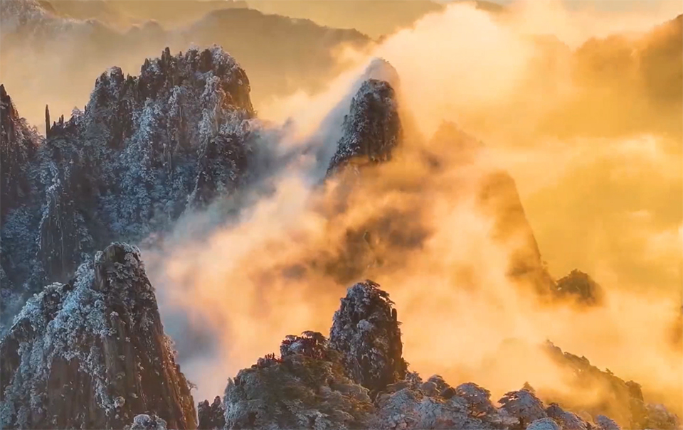 一鍵開啟仙境模式！黃山霧凇雲海“夢幻聯動”