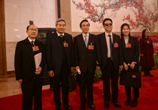 两会第一线｜一起“触摸”这份沉甸甸的报告