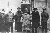歷史上今天的人民日報：傅作義將軍首次與毛澤東相見