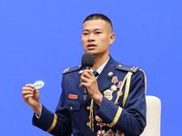 潘照虎：消防工作15年以來，共參加各類滅火救援任務3000余起