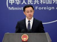  Live video! Lin Jian, the new spokesman of the Ministry of Foreign Affairs of China, said hello to the reporters