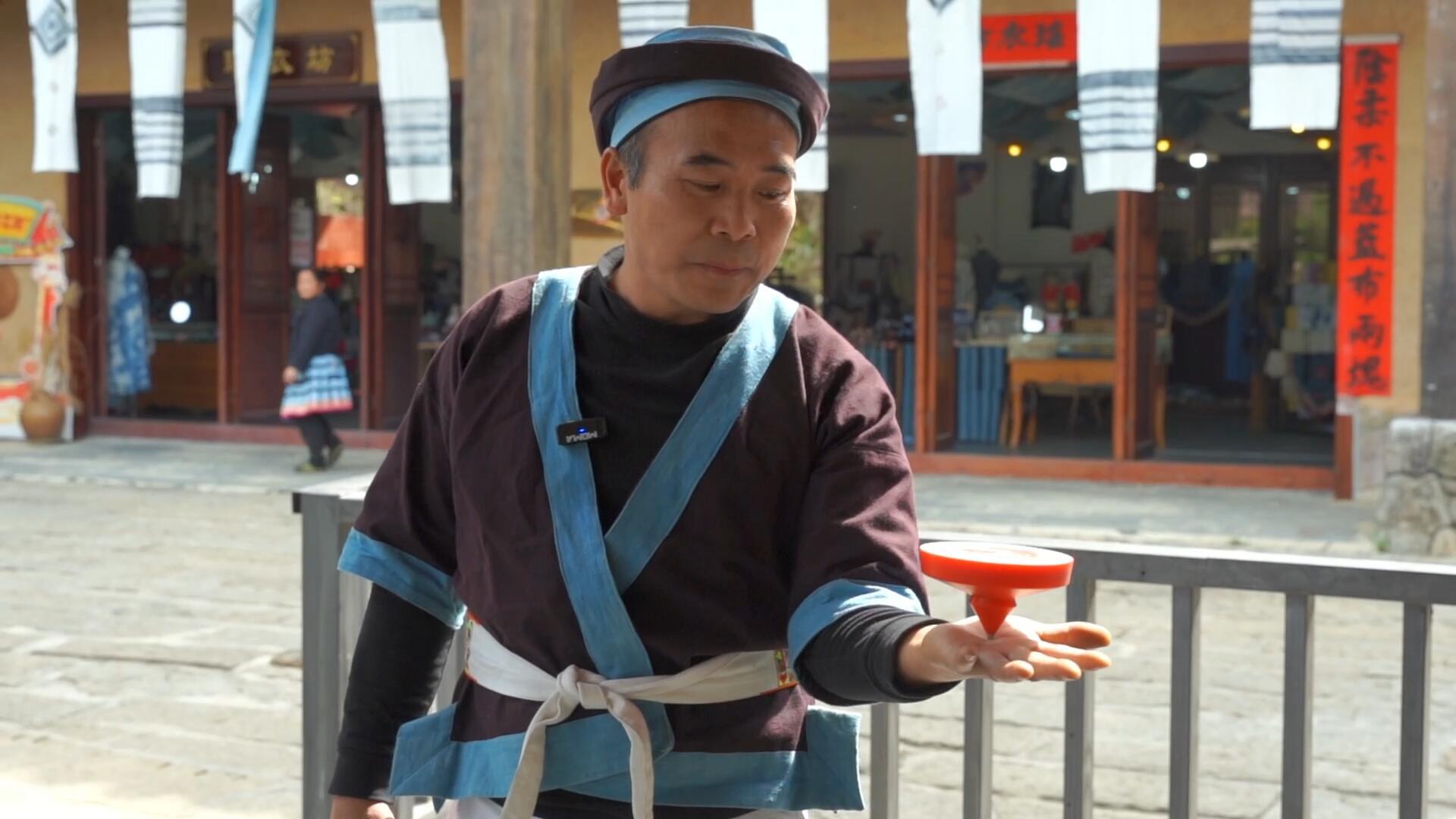 【人民映像】何光斌：旋转的陀螺 不息的传承